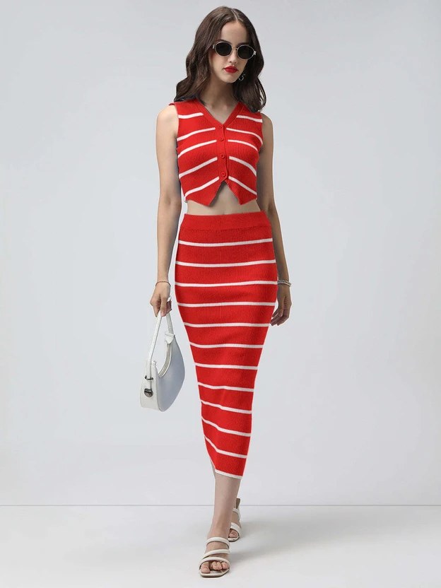 SHOWOFFFF Top Skirt Co-ords Set (Acrylic Blend)