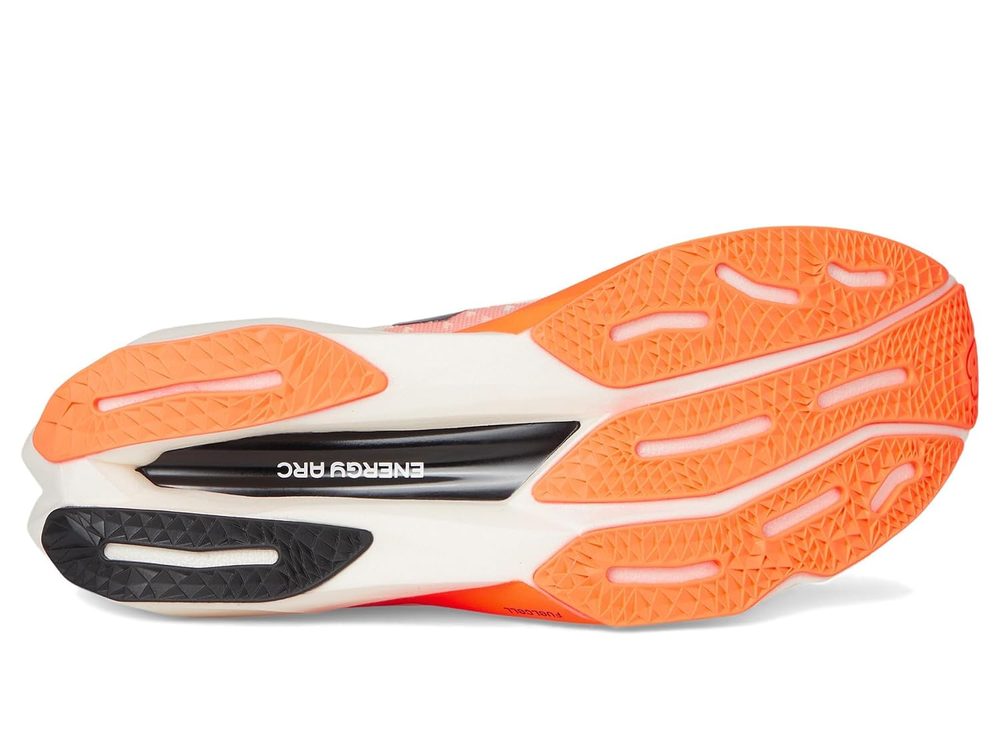 New Balance Women's FuelCell Supercomp Elite V4
