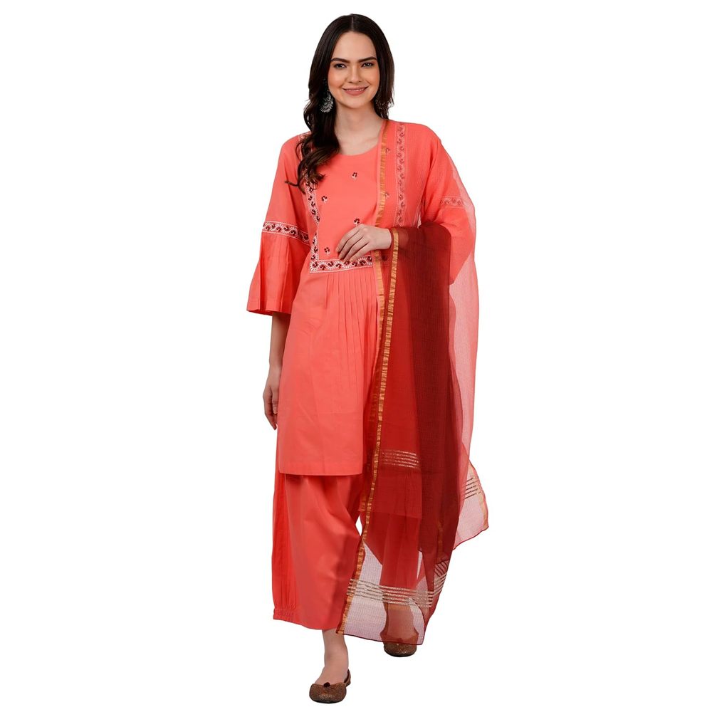 Women's Pure Cotton Kurta and Pants Set with Lace and Handblock Print