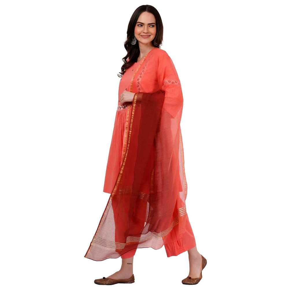 Women's Pure Cotton Kurta and Pants Set with Lace and Handblock Print